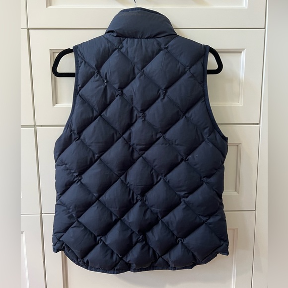 J. Crew Quilted Zip-up Vest in Navy - Picture 2 of 3